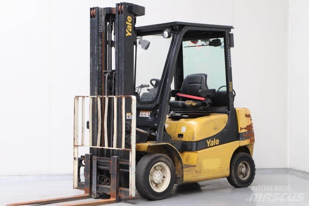 Yale GLP25MX LPG trucks