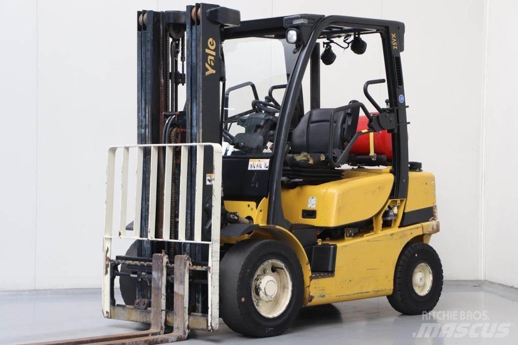 Yale GLP25VX LPG trucks