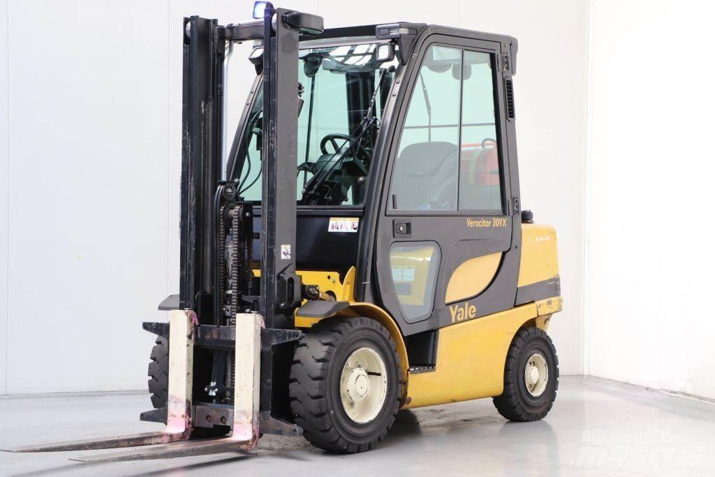 Yale GLP30VX LPG trucks