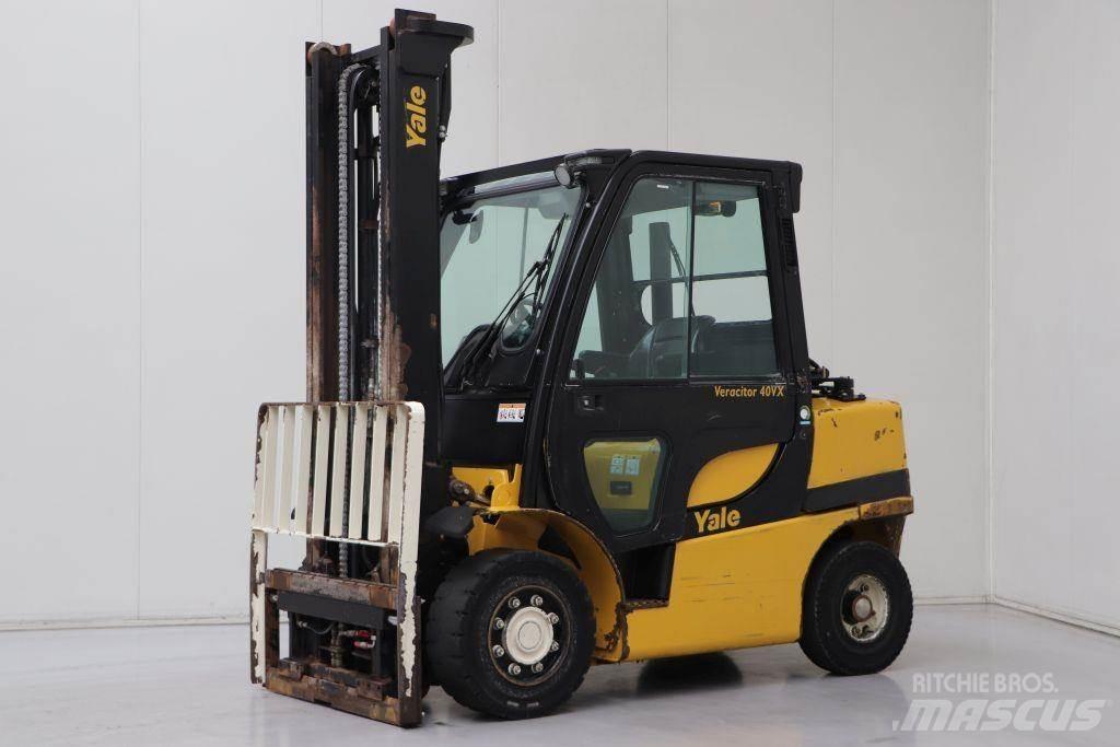 Yale GLP40VX5 LPG trucks