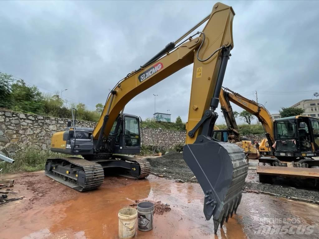XCMG XE 200 DA Crawler excavators