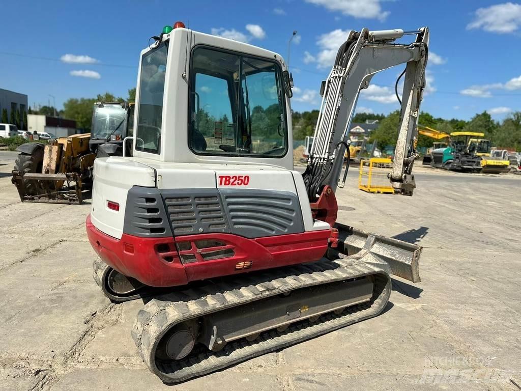 Takeuchi TB250 Mini excavators < 7t (Mini diggers)