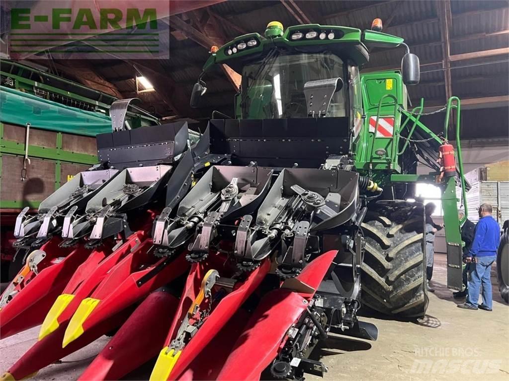 John Deere T670 Combine harvesters