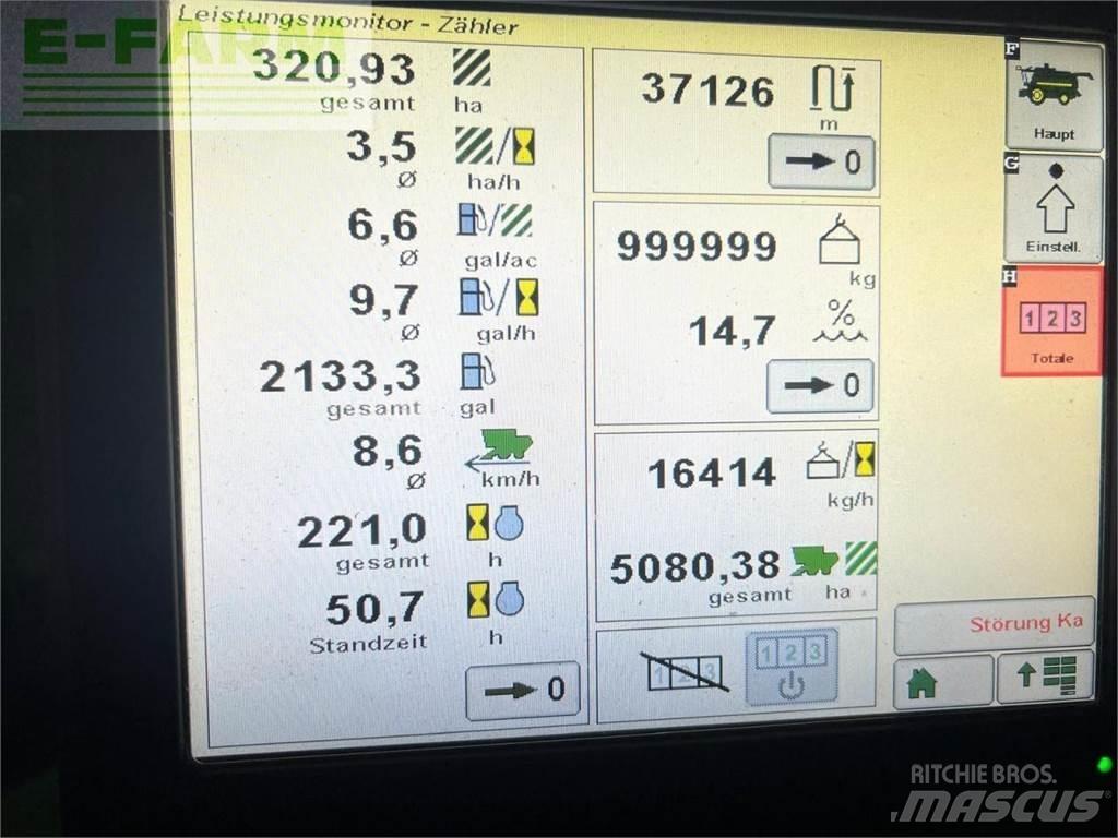 John Deere T670 Combine harvesters