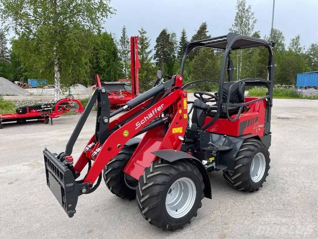 Schäffer Nordic 30 Multi-purpose loaders