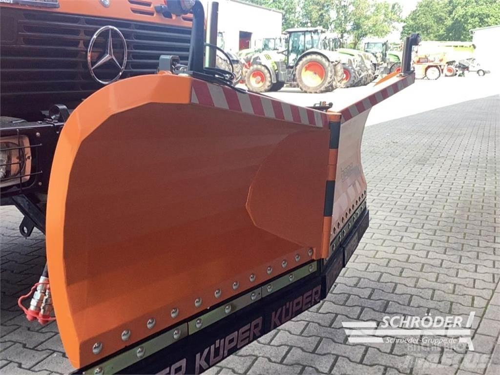 Bema V 800 Snow blades and plows