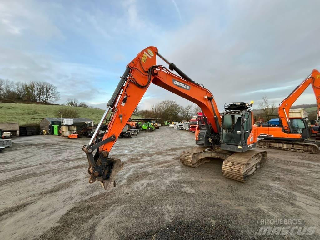 Doosan DX 235 Crawler excavators