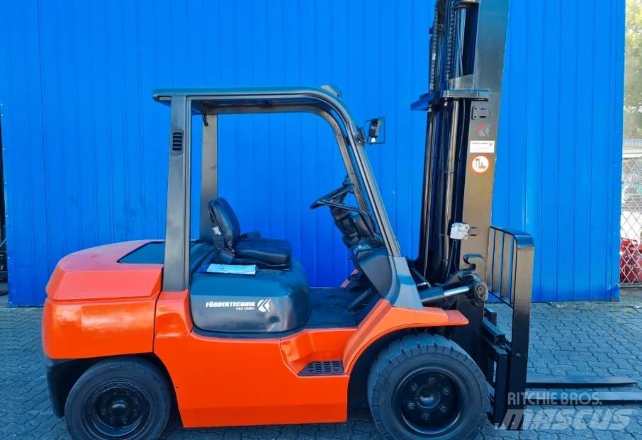 Toyota FD 35 Diesel trucks
