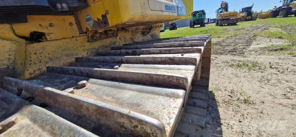 Komatsu D61PX - 24 Crawler dozers