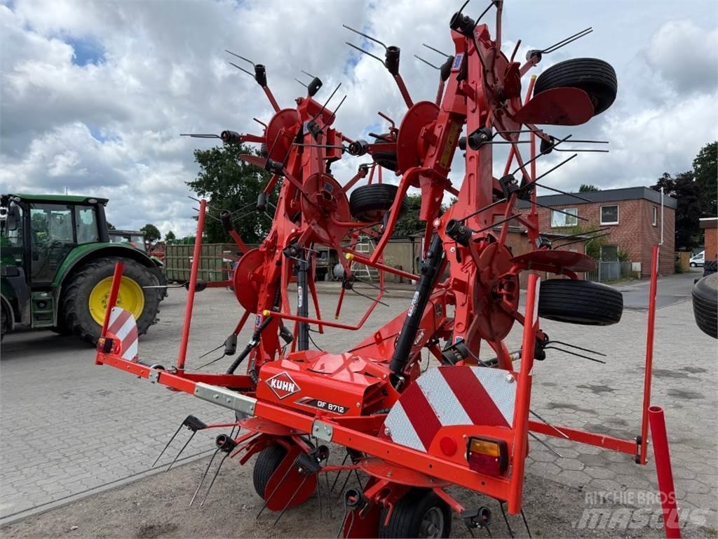 Kuhn GF8712 Farm machinery