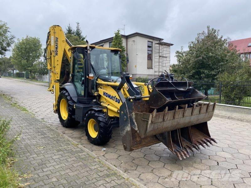 Komatsu WB 93 R-8 Backhoe