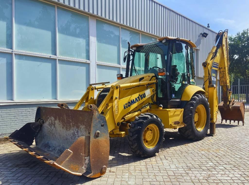 Komatsu WB 93 R-5 Backhoe