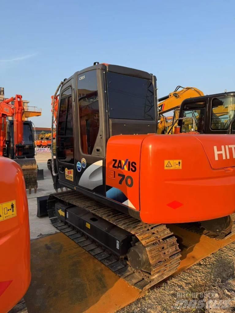 Hitachi Zaxis 70 Crawler excavators