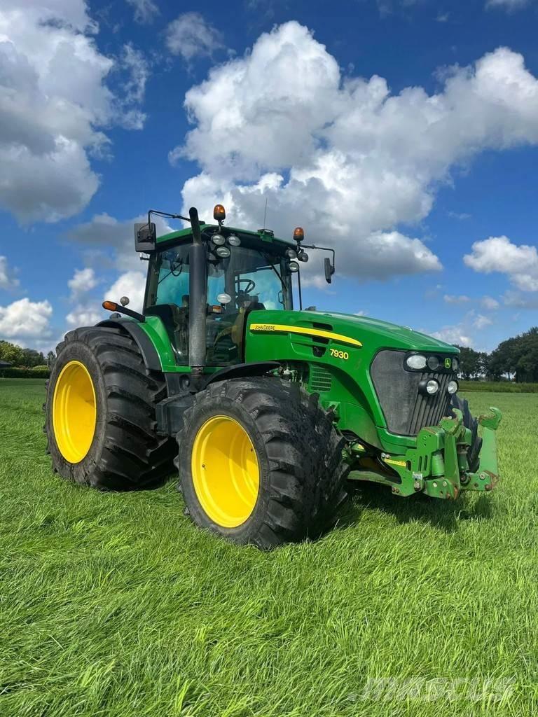 John Deere 7930 Tractors