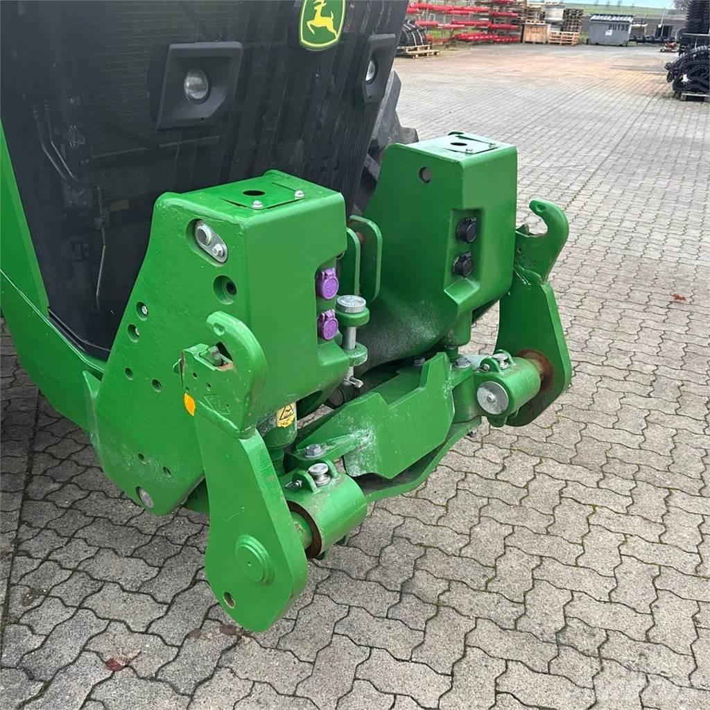 John Deere 8R340 Tractors