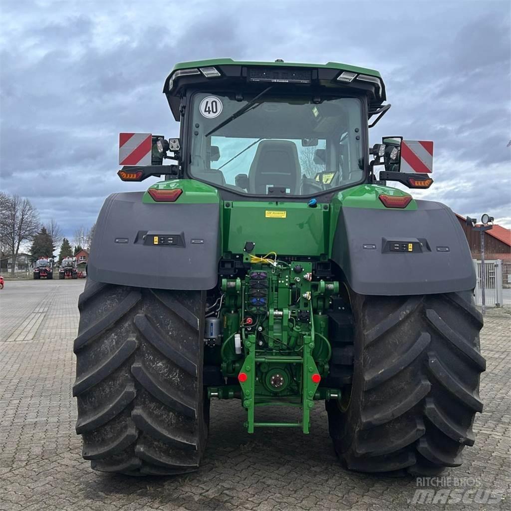John Deere 8R340 Tractors