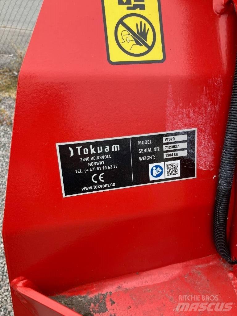Tokvam VT320 Snow blades and plows
