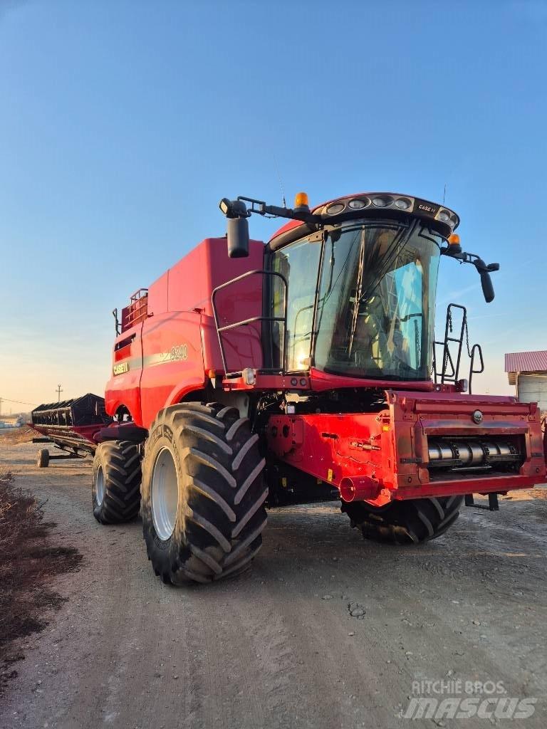 Case IH 9240 Combine harvesters