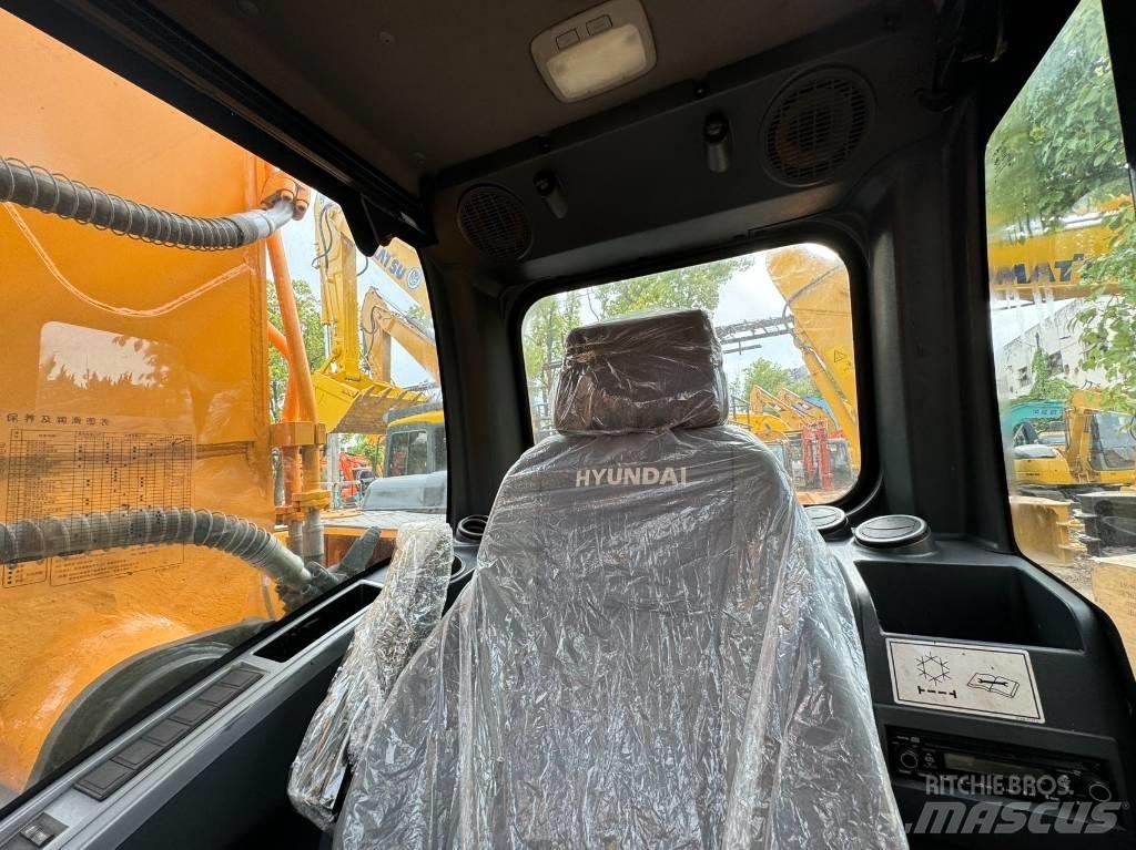 Hyundai 305LC-9S Crawler excavators