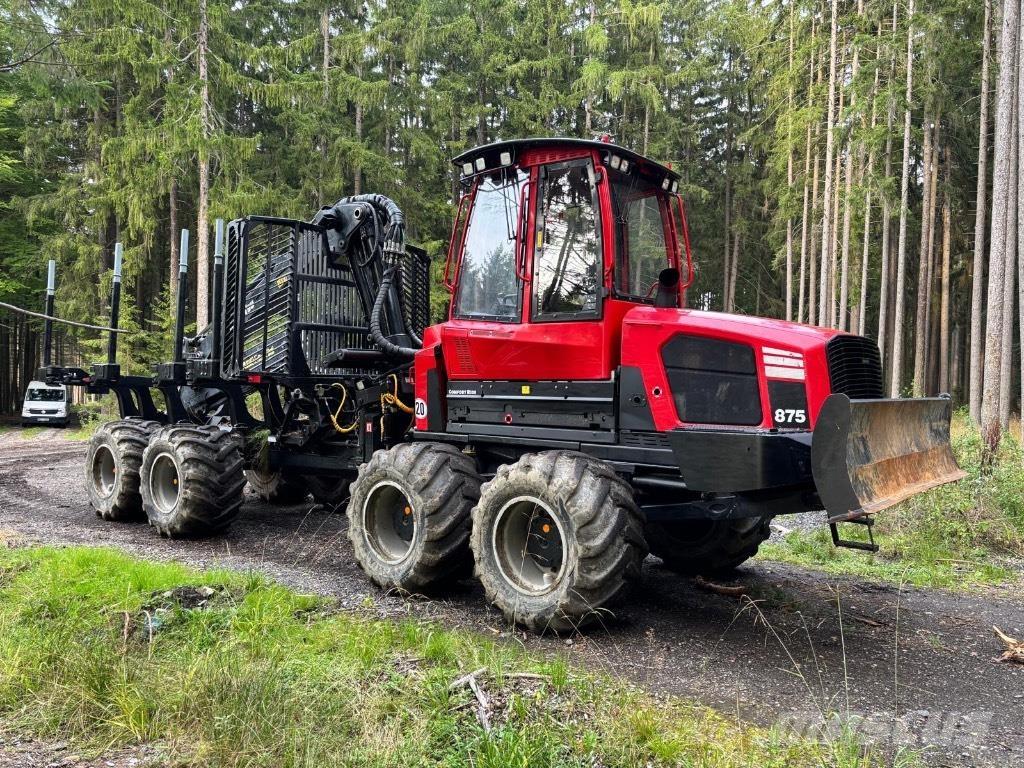 Komatsu 875 Forwarders
