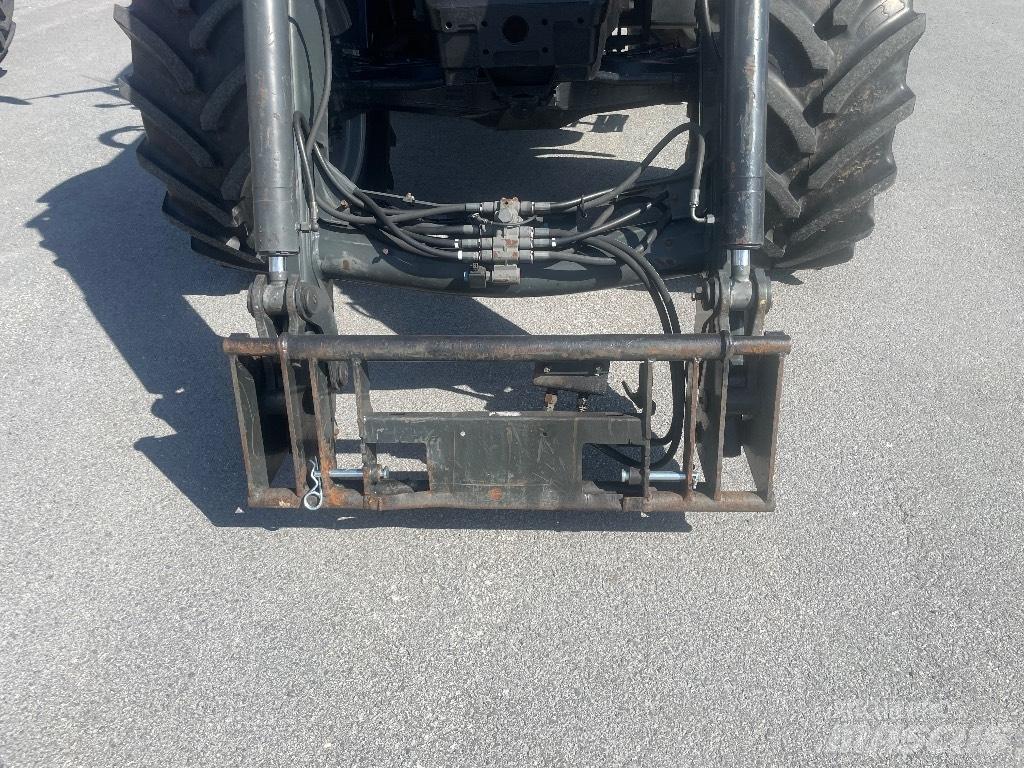 CASE MXM155 Tractors