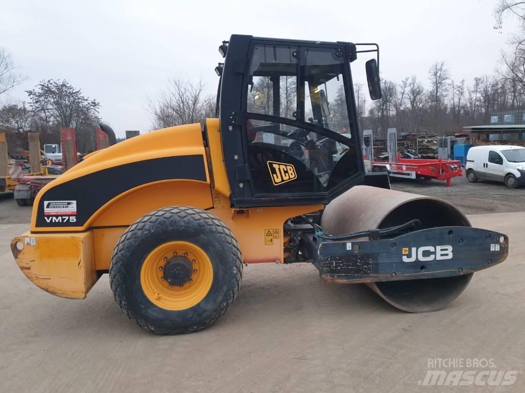 JCB VM 75 D Single drum rollers