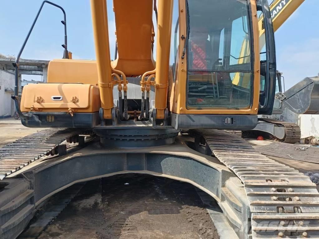 Hyundai 305-9 Crawler excavators