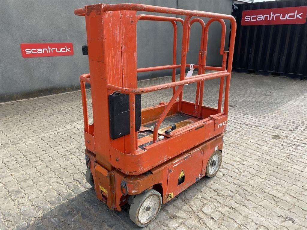 Snorkel TM12 Used Personnel lifts and access elevators