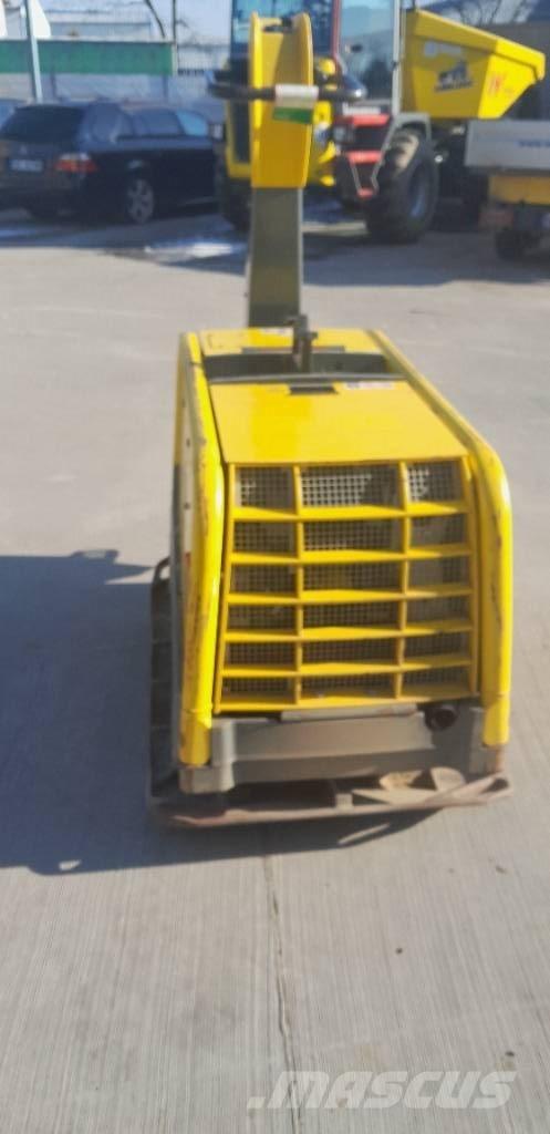 Wacker Neuson DPU 80 Plate compactors