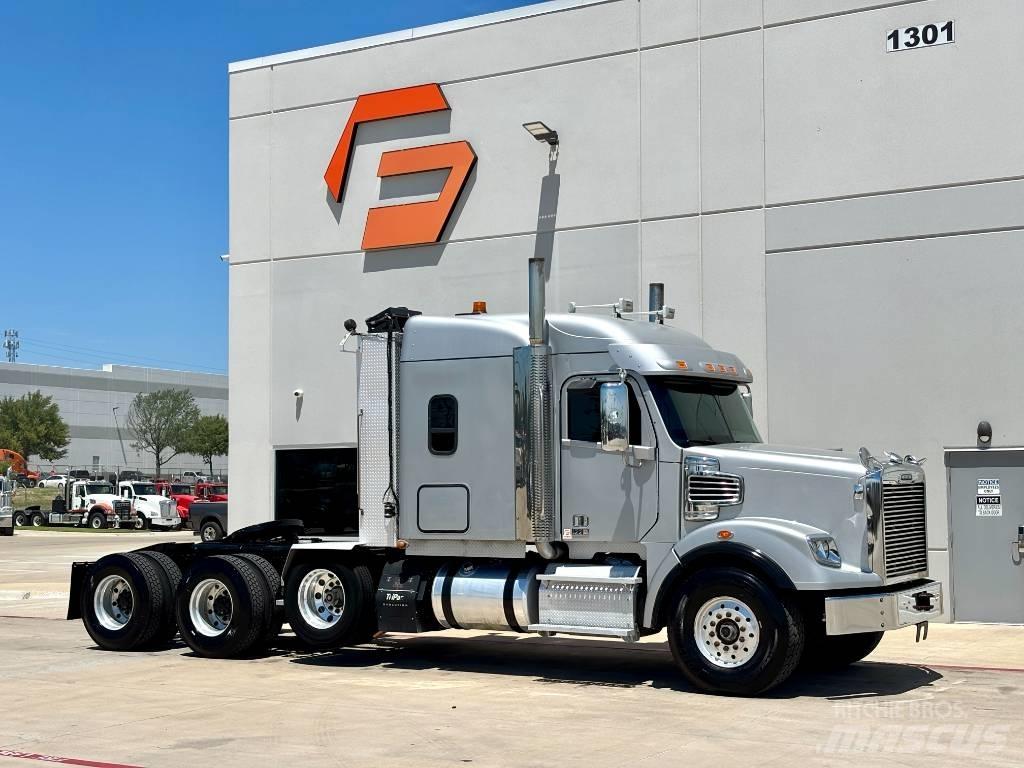 Freightliner SD 122 Prime Movers