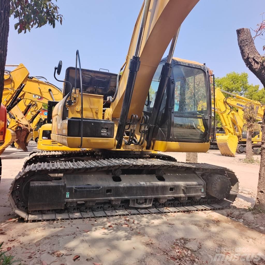 CAT 320 D Crawler excavators