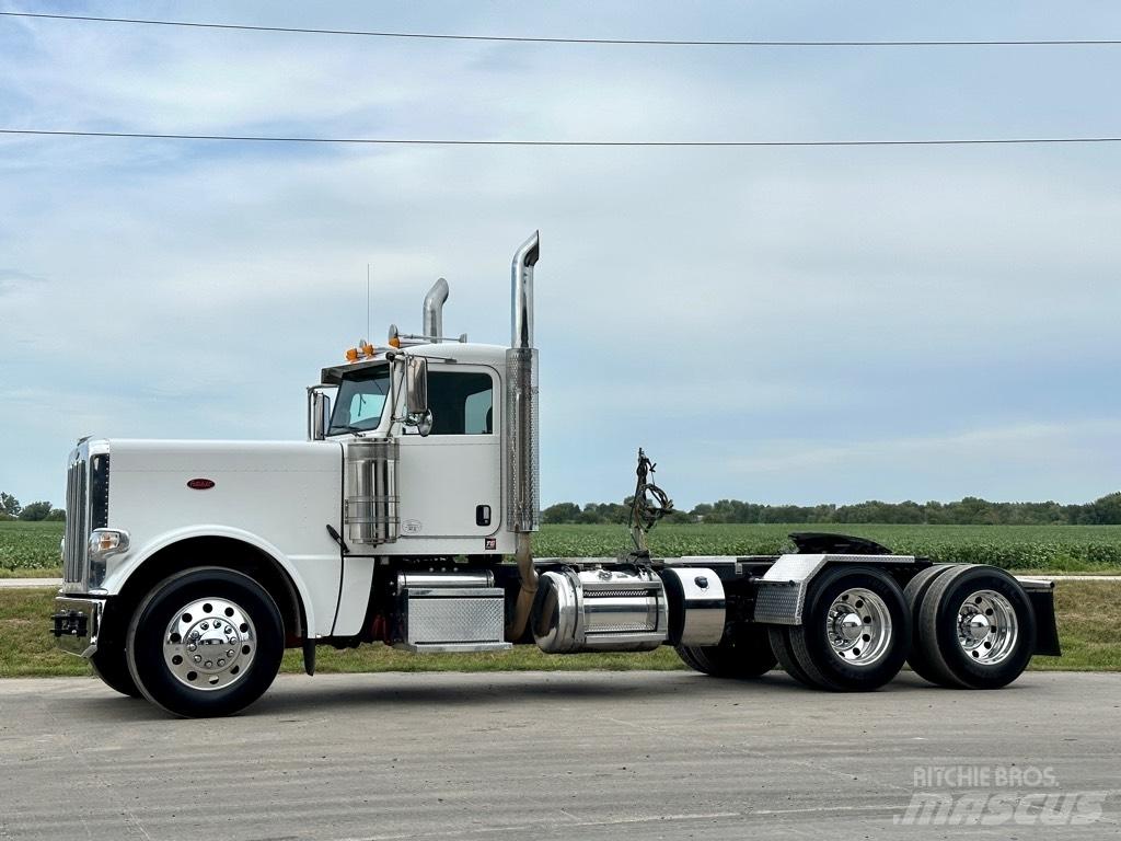 Peterbilt 389 Prime Movers