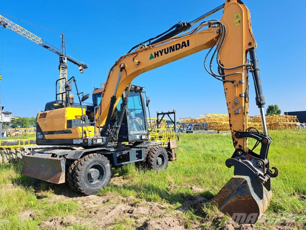 Hyundai HW 140 Wheeled excavators