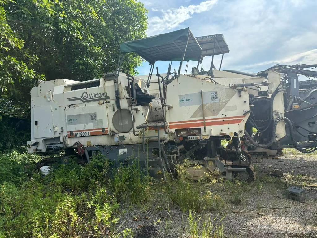 Wirtgen W1900 Asphalt cold milling machines