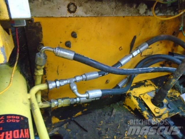 JCB 930-4 Articulated boom lifts