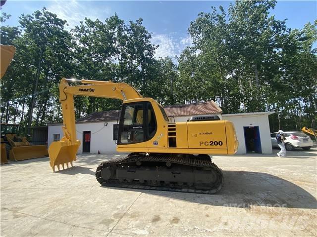 Komatsu PC200-6 Crawler excavators