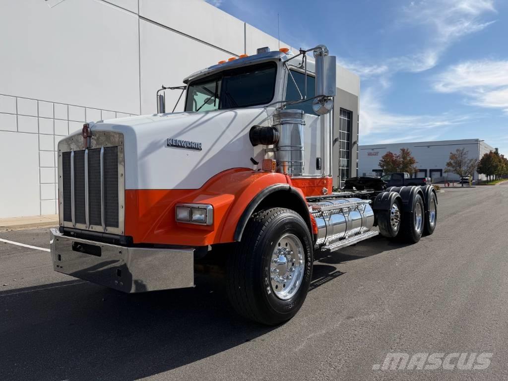 Kenworth T 800 Prime Movers