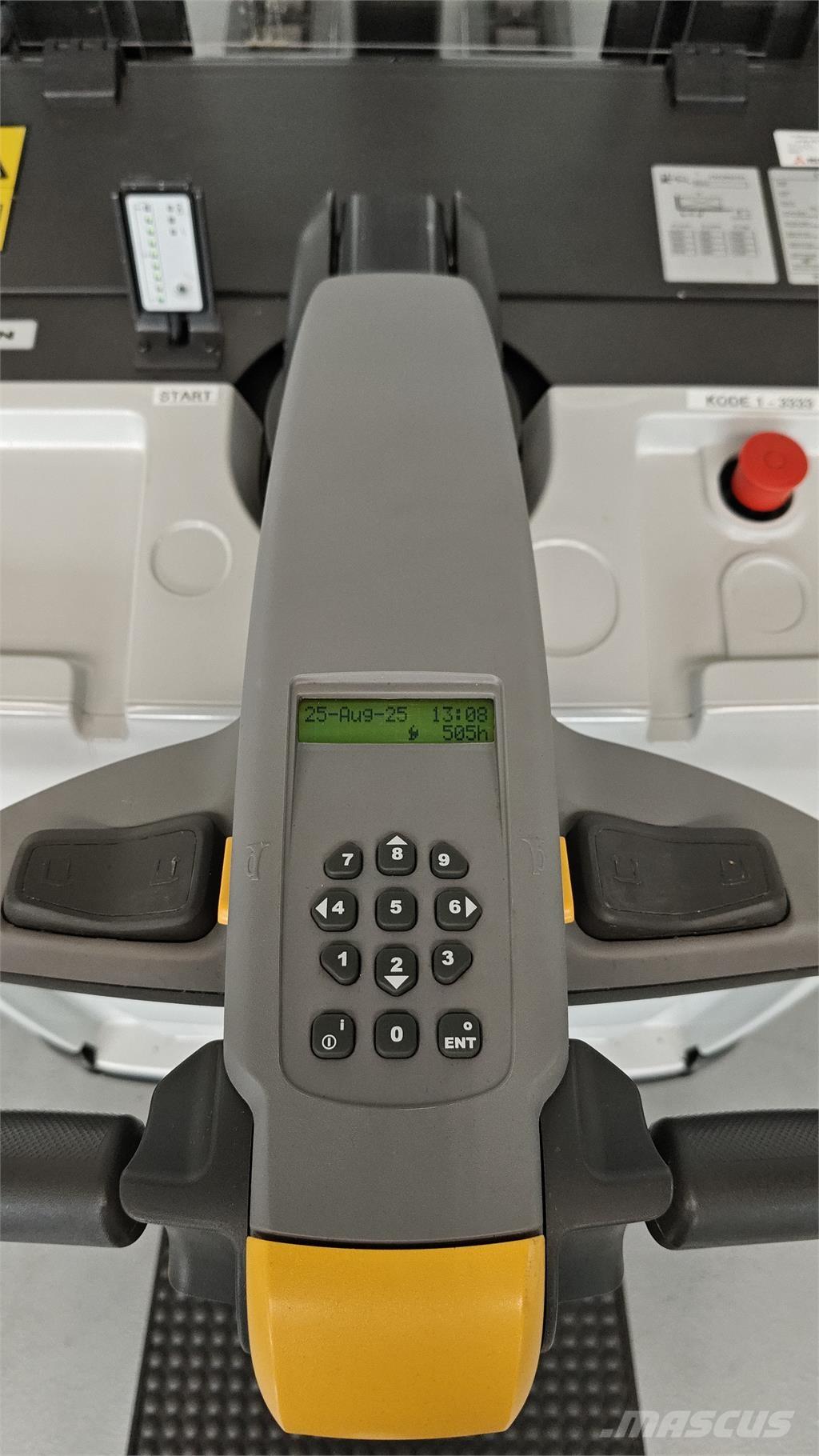 Atlet PSP160 Self propelled stackers