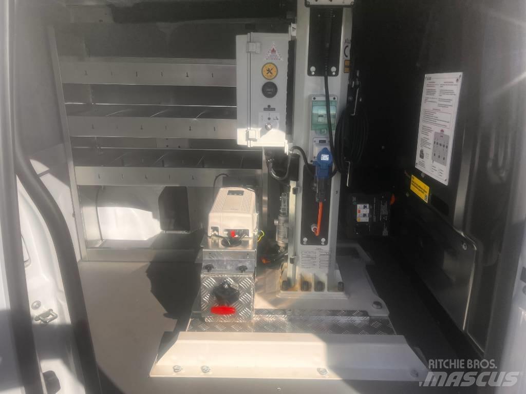 Klubb K20L Truck mounted platforms