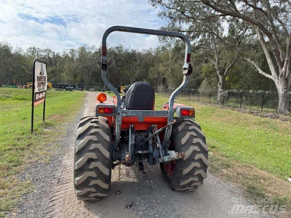 Kubota L 3130 Tractors