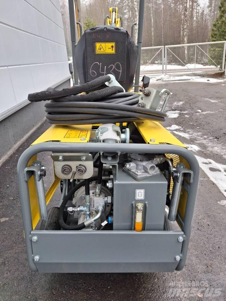 Wacker Neuson 803 Mini excavators < 7t (Mini diggers)