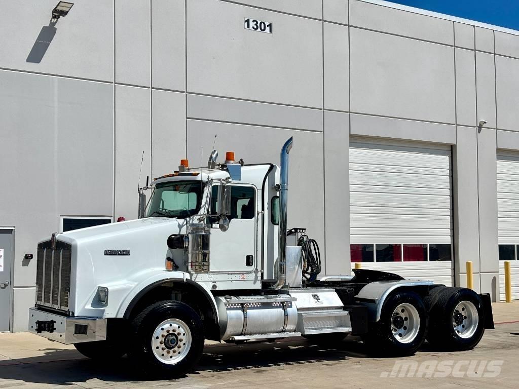 Kenworth T 800 Prime Movers