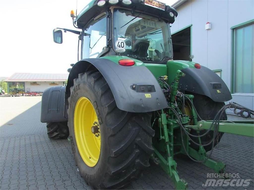 John Deere 8370R Tractors