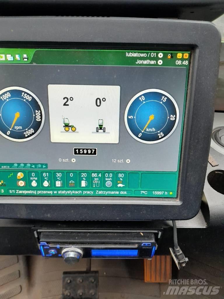John Deere 1110 E Forwarders