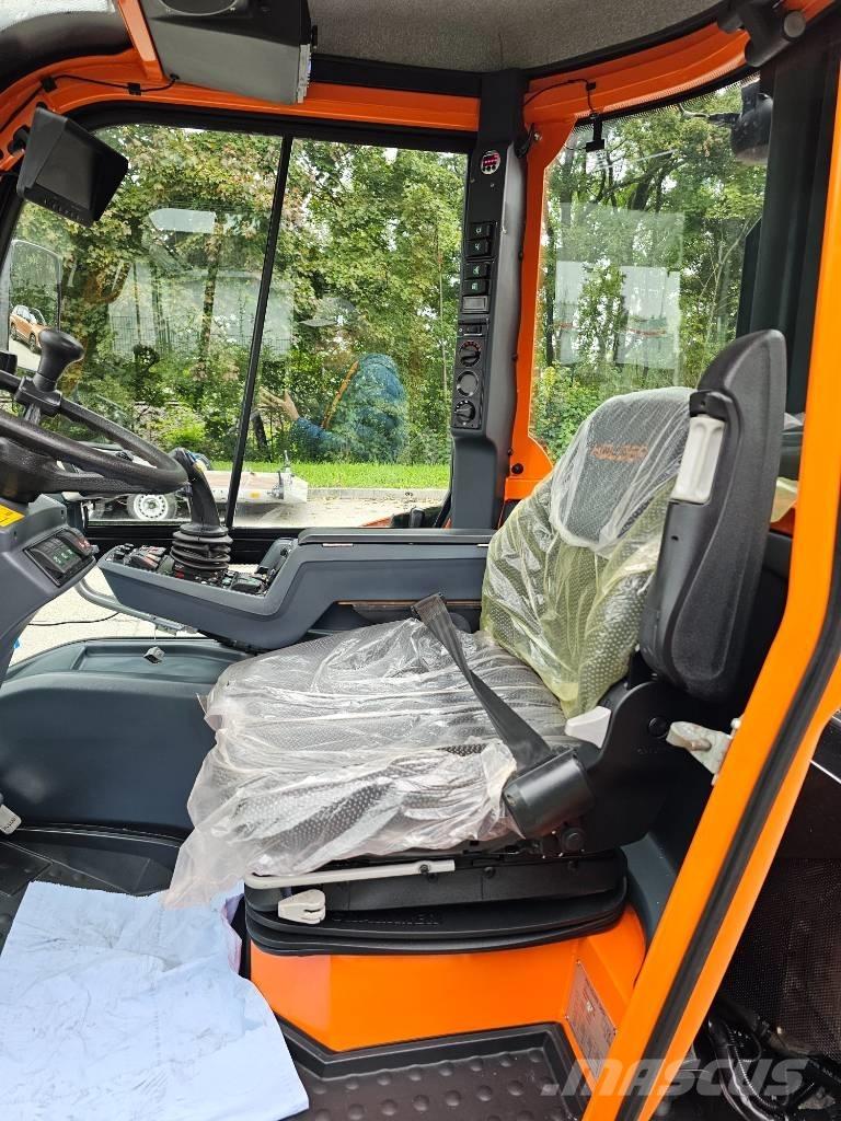 Holder C65 SC Utility tool carriers