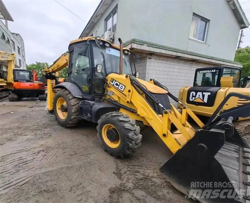 JCB 3CX Backhoe
