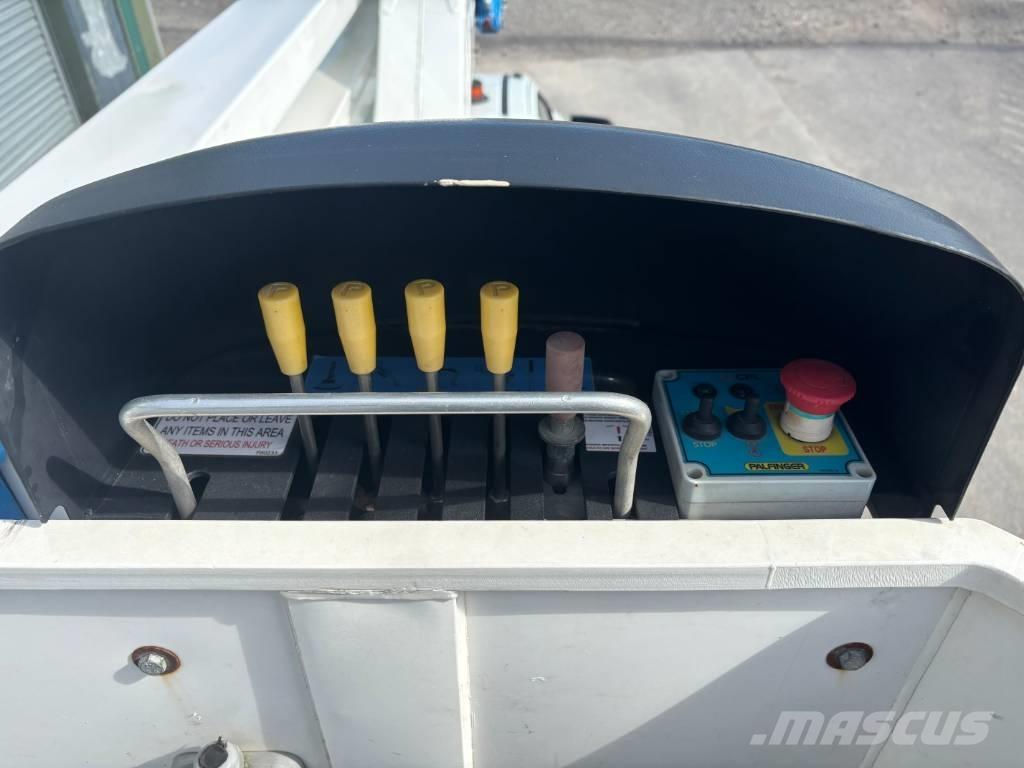 Palfinger P130A Truck mounted platforms