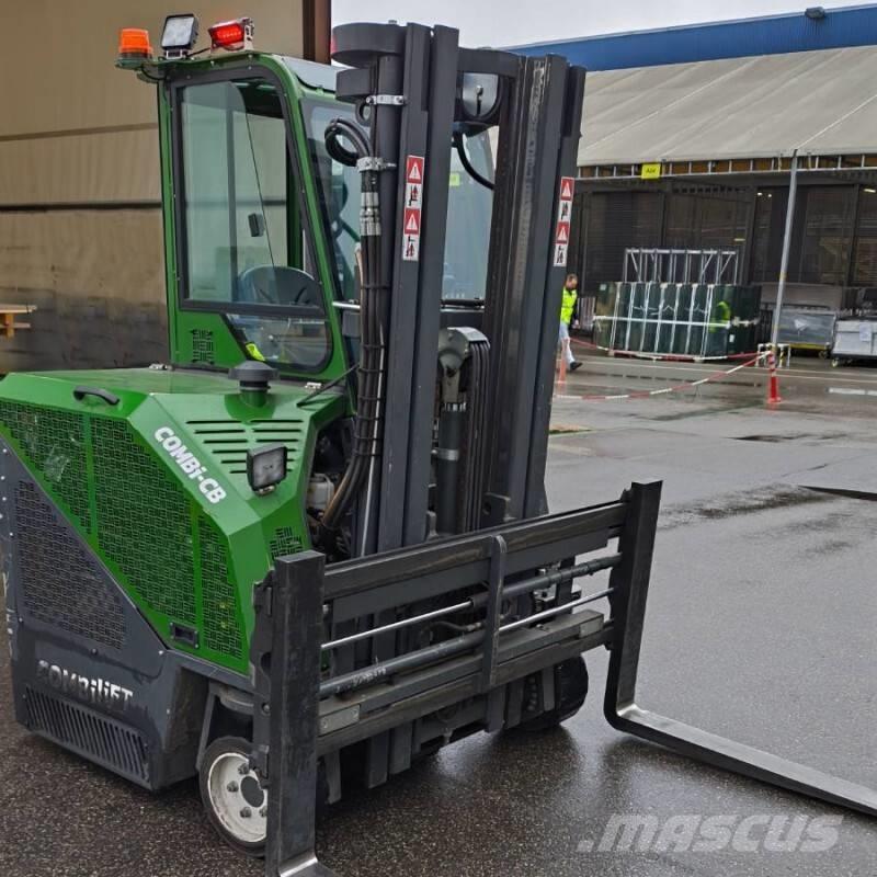 Combilift CB 2500 4-way reach truck
