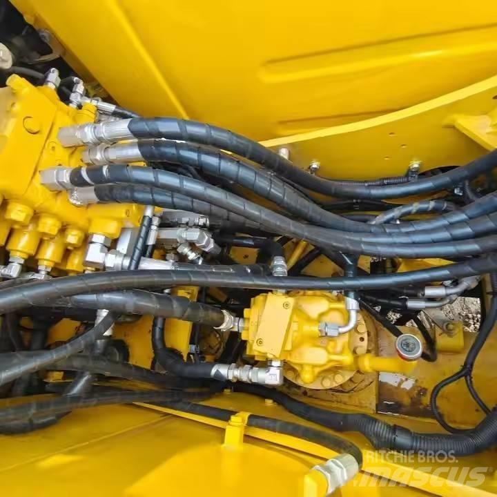 Komatsu PC120 Crawler excavators