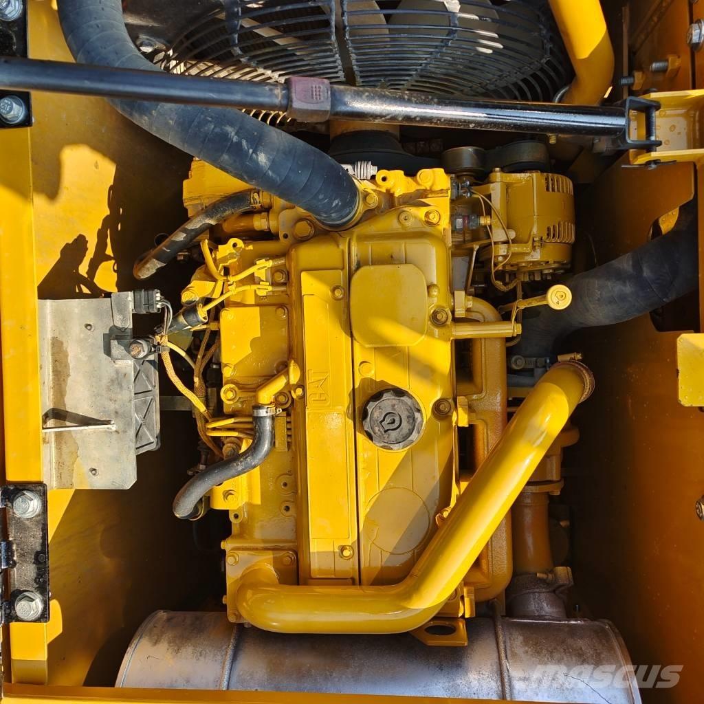 CAT 313 D Crawler excavators